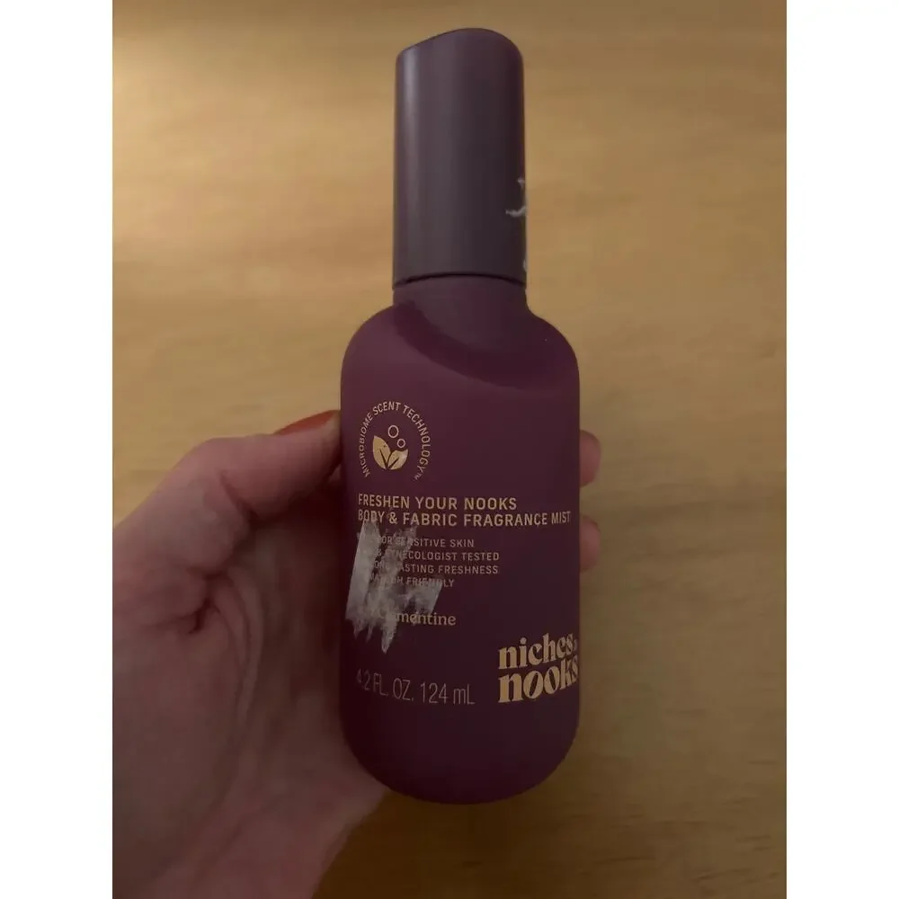 New Niches & Nooks Body Fabric Fragrance Mist Spray Feminine Hygiene Clementine